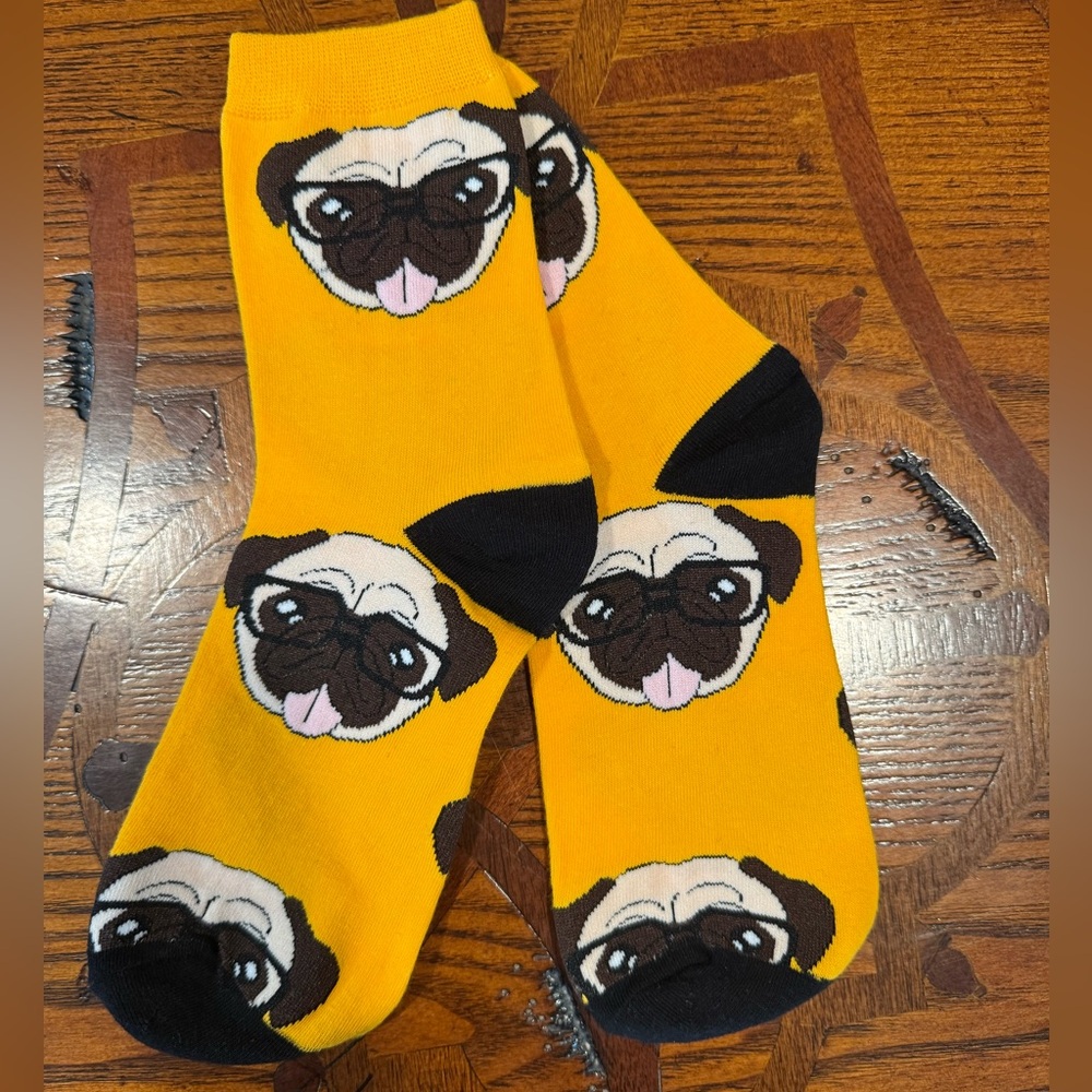 Pug Gift Set - Picture 3 of 7